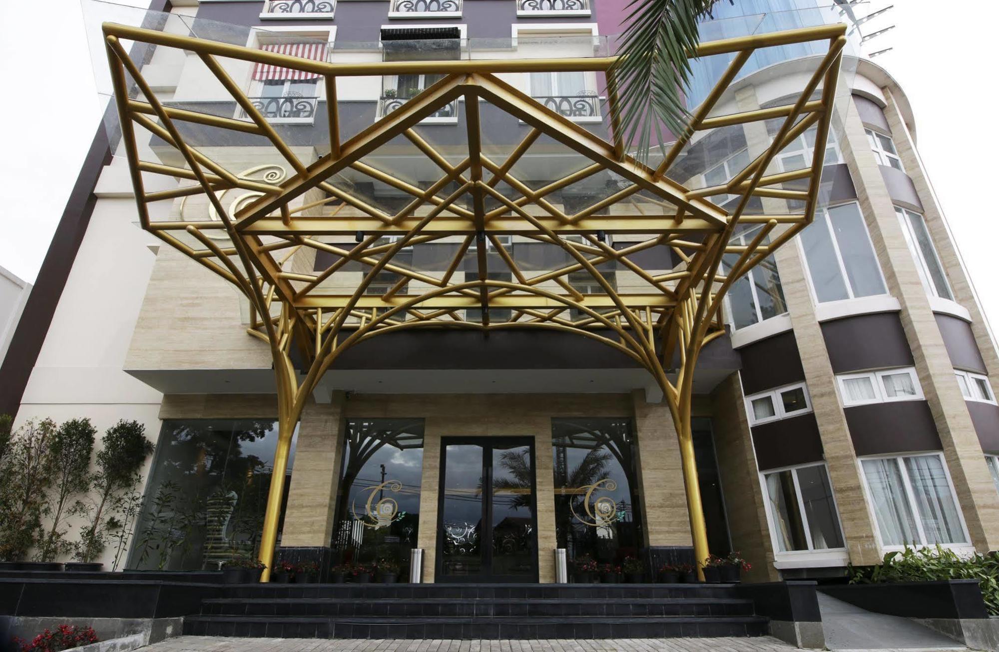 Cinnamon Hotel Boutique Syariah Tutugan Eksteriør billede