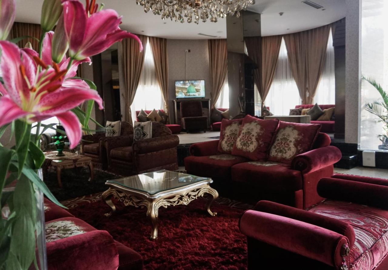 Cinnamon Hotel Boutique Syariah Tutugan Eksteriør billede